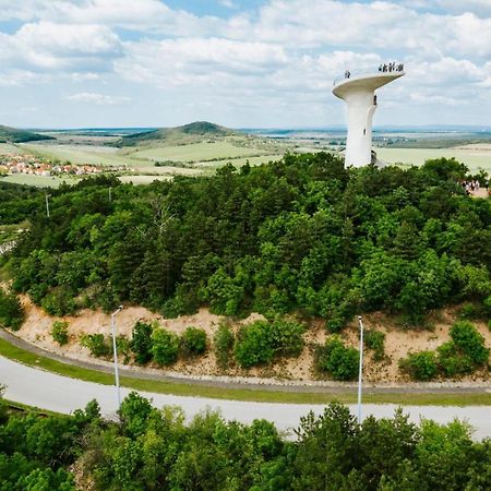 Velencei Vadregényes Vendégház Exterior foto